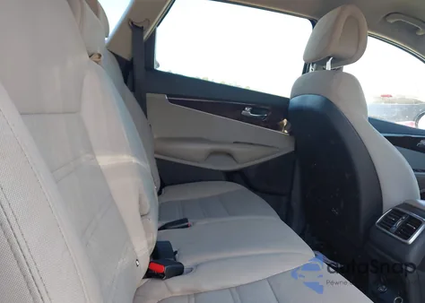 2016 Kia Sorento 2.4L Lx из США, поврежденный, VIN 5XYPGDA33GG047036